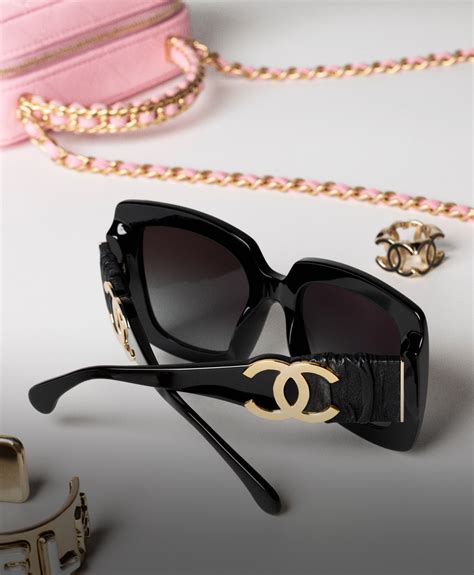 lunette chanel rive-sud|lunette d'or chanel.